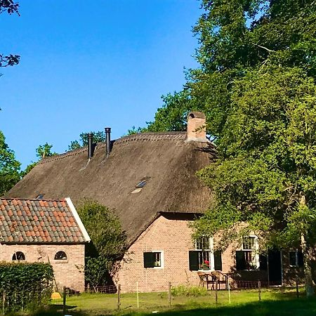 Aan De Dwarsweg Hotel Uffelte Kültér fotó