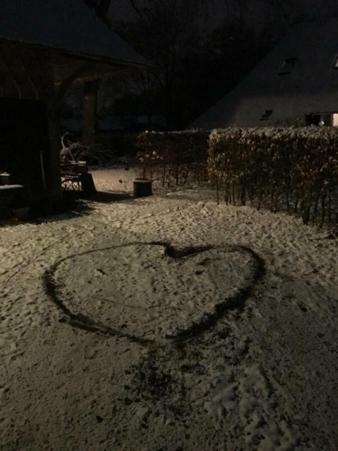Aan De Dwarsweg Hotel Uffelte Kültér fotó